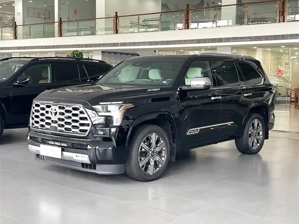 Sequoia 2025 3.5L Top Edition — миниатюра 1