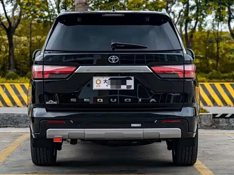 Sequoia 2025 3.5L Top Edition — миниатюра 5