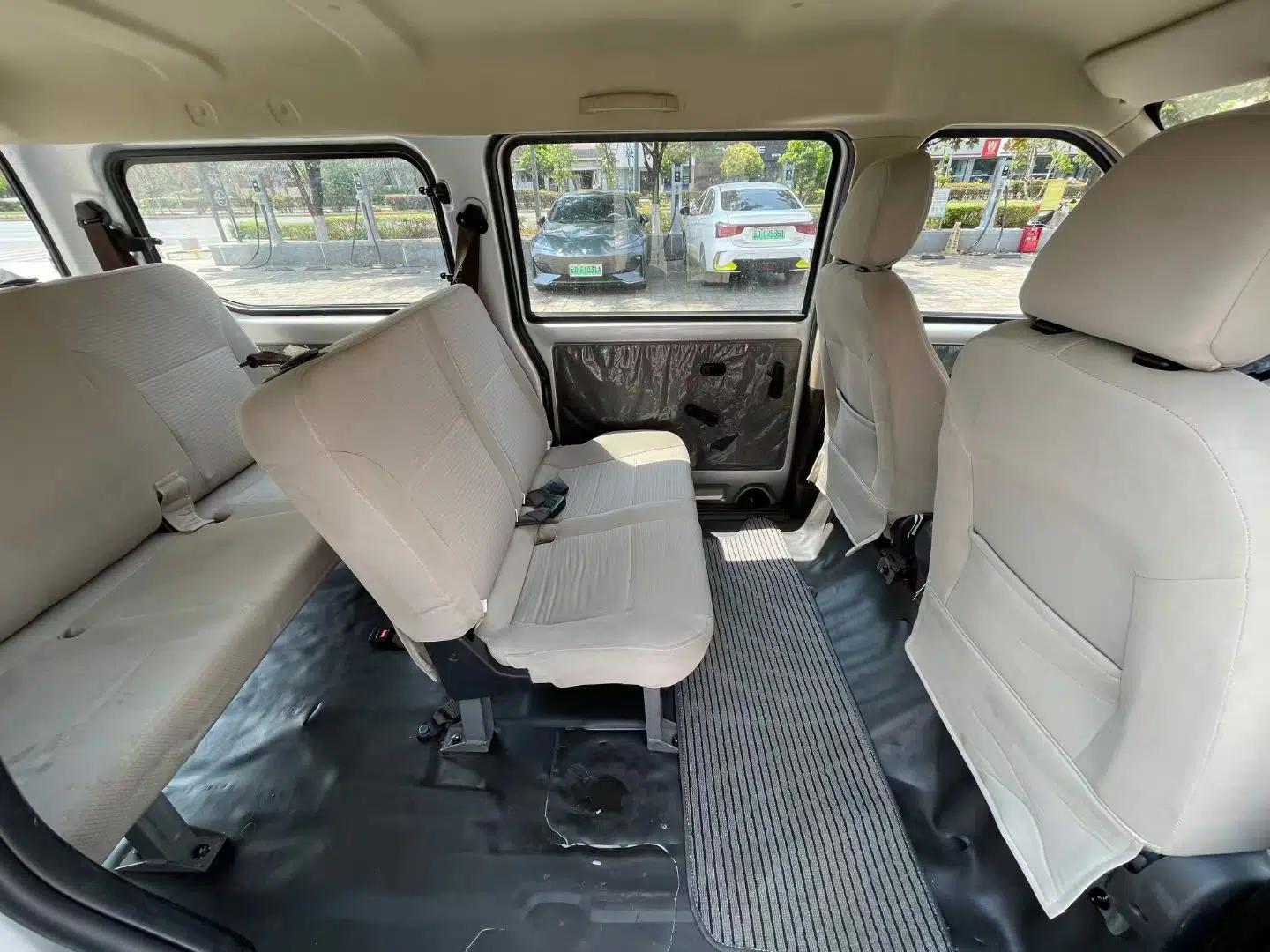 Wuling Rongguang S 2023 1.5L Base Version 5/7 Seats — миниатюра 11