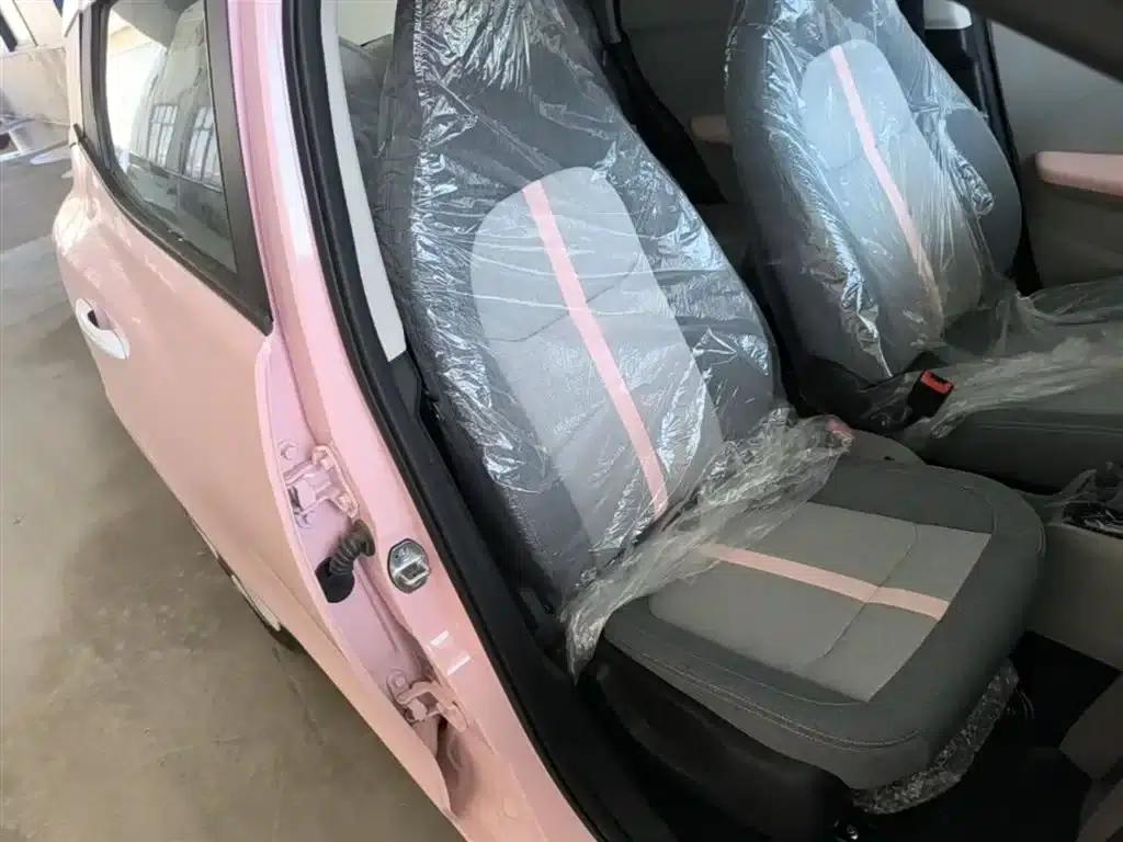Yizhi EV3 2025 Plus 330KM Comfort Model — миниатюра 25