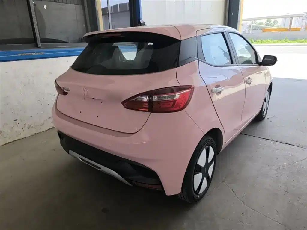 Yizhi EV3 2025 Plus 330KM Comfort Model — миниатюра 7