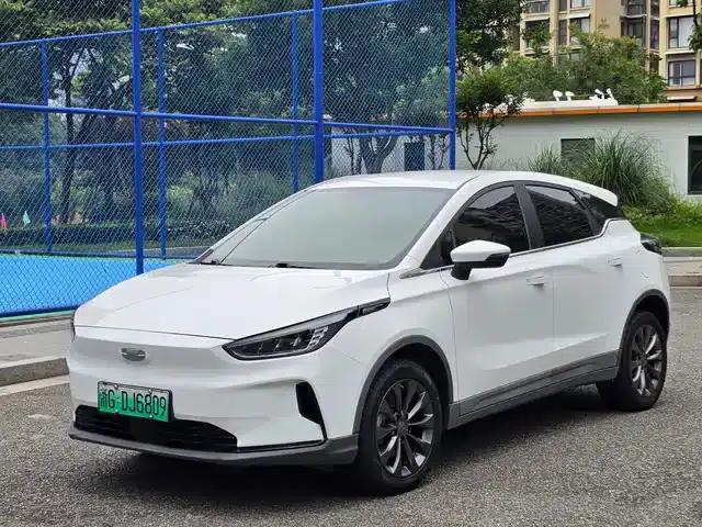 Geely Geometry C 2022 Blueberry C400