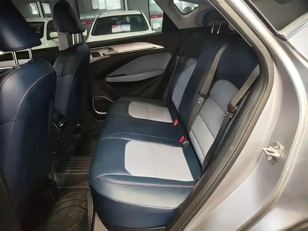 Geely Geometry M6 2022 450 New Smart Edition — миниатюра 17