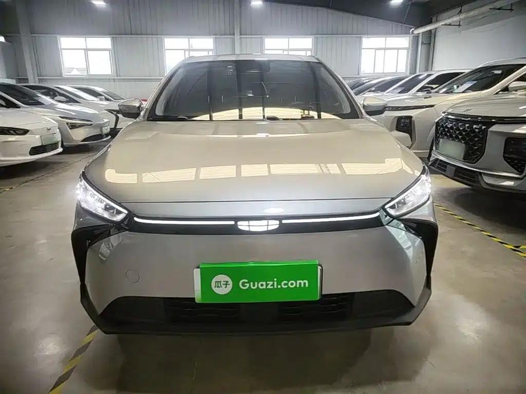 Geely Geometry M6 2022 450 New Smart Edition — миниатюра 3