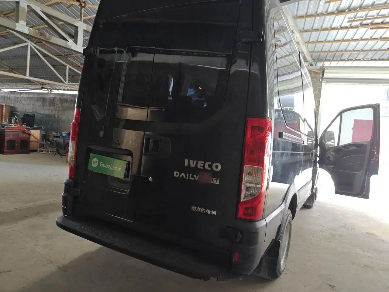 Iveco Eurocargo 2020 3.0T Automatic Chao Rui Short Wheelbase High-Roof F1C — миниатюра 5