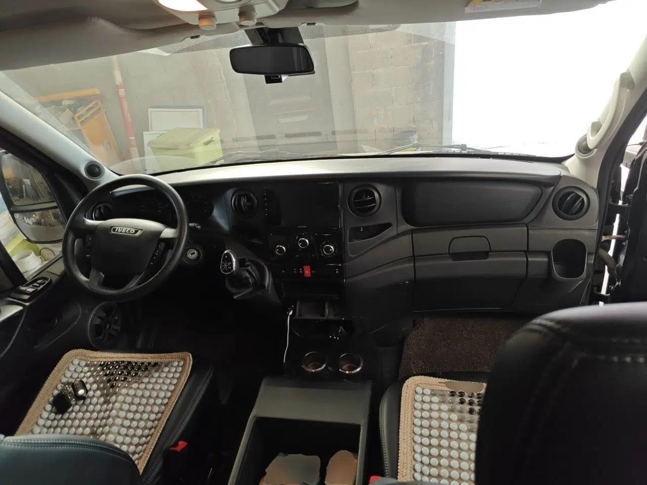Iveco Eurocargo 2020 3.0T Automatic Chao Rui Short Wheelbase High-Roof F1C — миниатюра 9