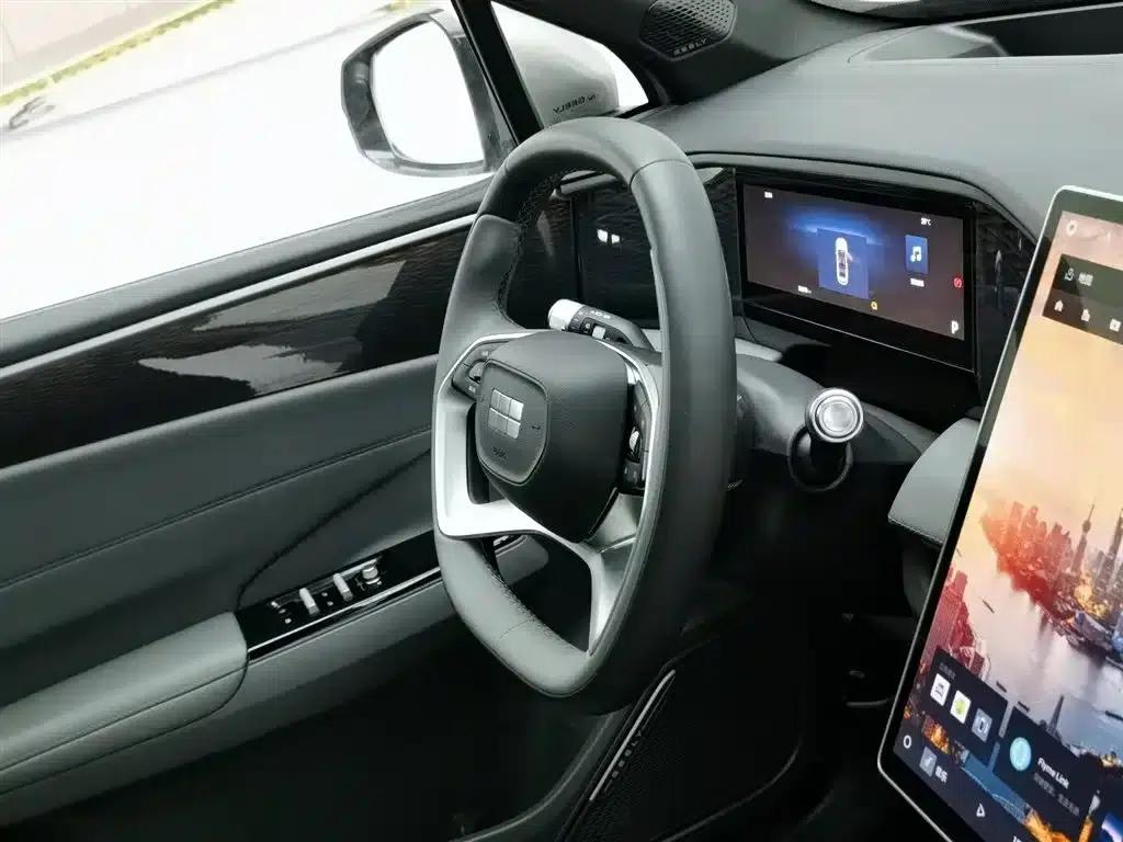 Galaxy L7 2025 EM-i 115km Explorer+ Edition — миниатюра 22
