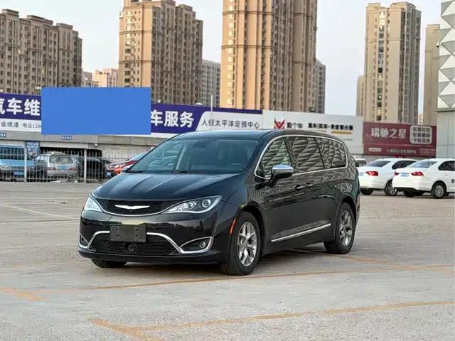 2017 Imported Grand Voyager 3.6L Premium Edition