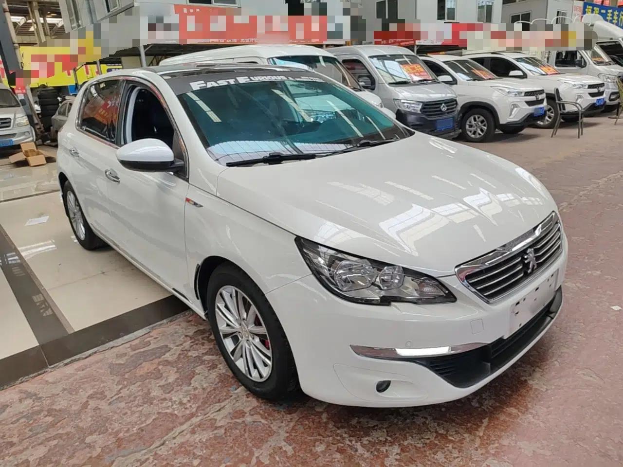 Peugeot 308S 2015 1.2T Automatic Jingchi Edition — миниатюра 3