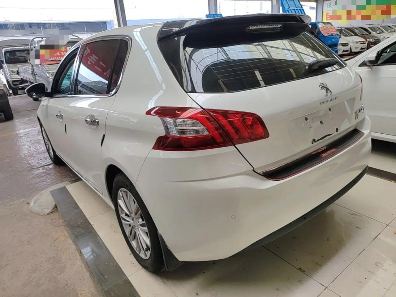 Peugeot 308S 2015 1.2T Automatic Jingchi Edition — миниатюра 4