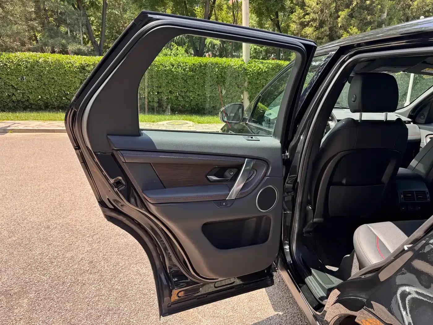 Discover Sporty New Energy 2021 P300e Performance Technology Edition — миниатюра 15