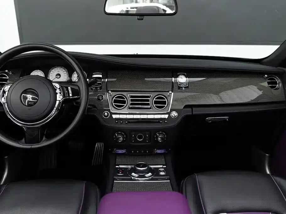 2018 Dawn 6.6T Black Badge — миниатюра 11