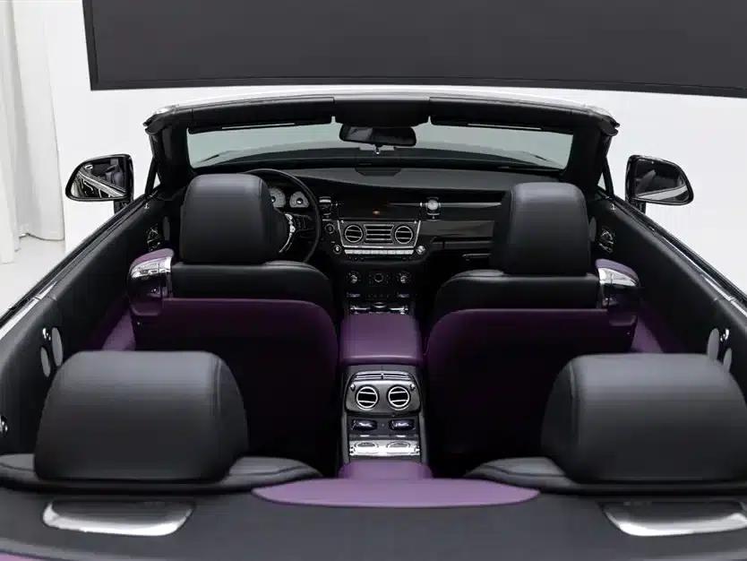 2018 Dawn 6.6T Black Badge — миниатюра 13