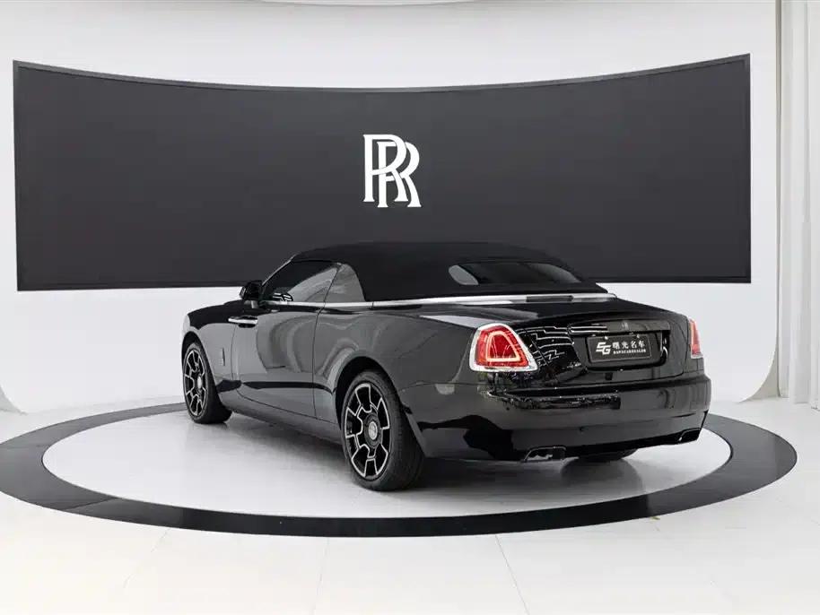 2018 Dawn 6.6T Black Badge — миниатюра 6