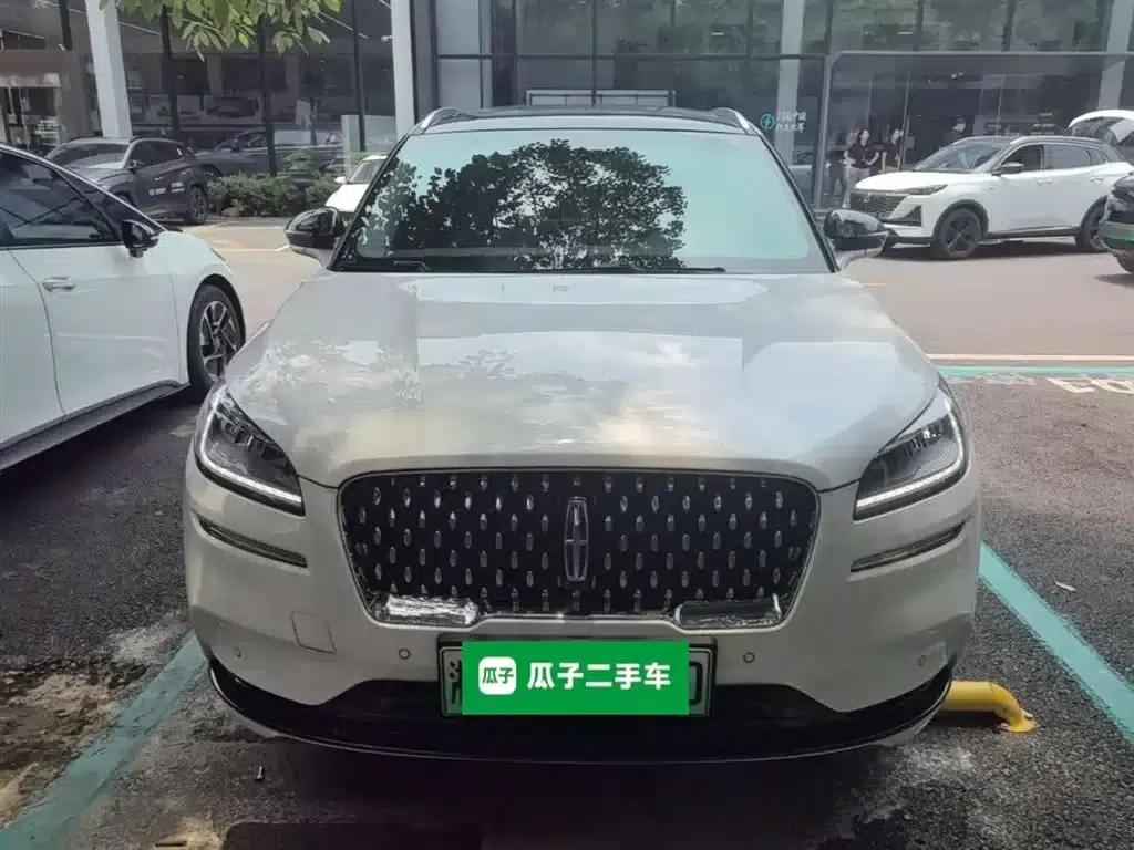 Adventurer New Energy 2021 PHEV AWD e-Elegant Edition — миниатюра 3
