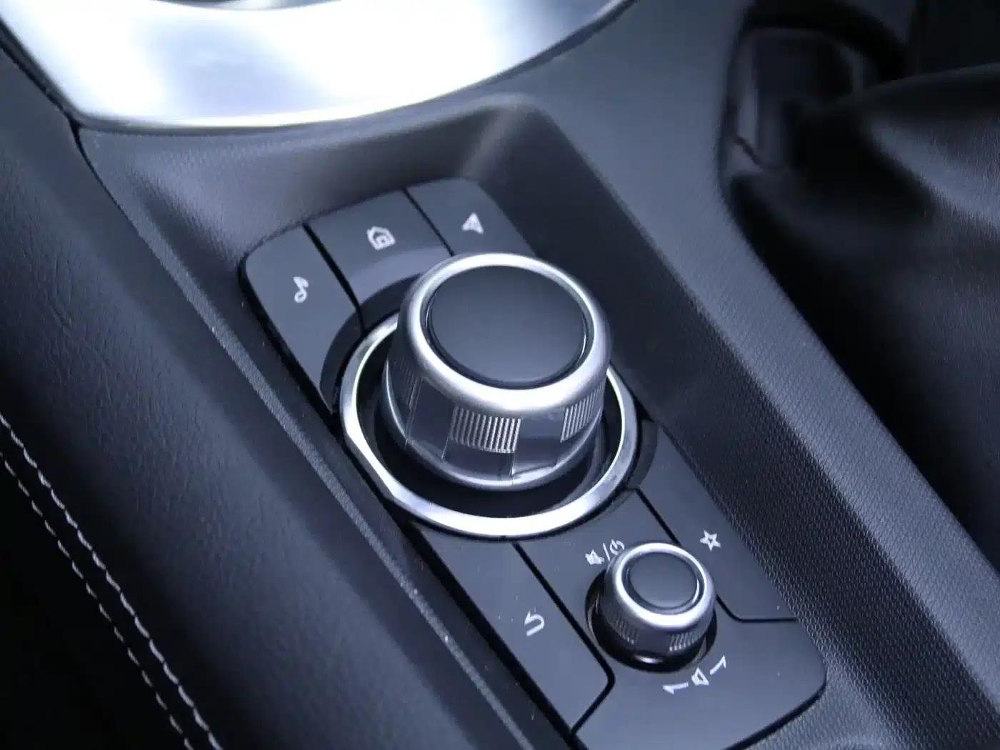 Mazda MX-5 2025 2.0L Manual — миниатюра 12