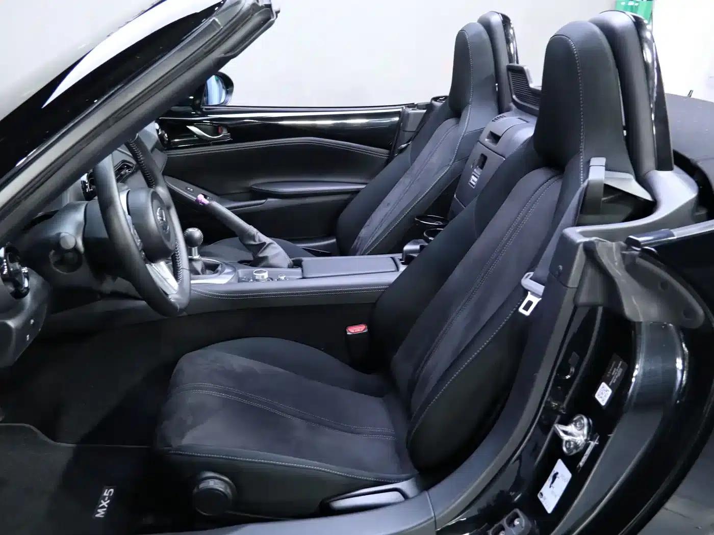 Mazda MX-5 2025 2.0L Manual — миниатюра 17