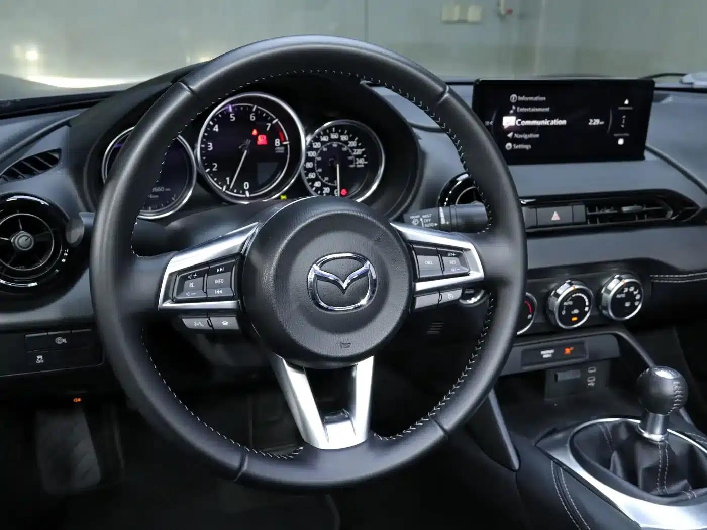 Mazda MX-5 2025 2.0L Manual — миниатюра 18