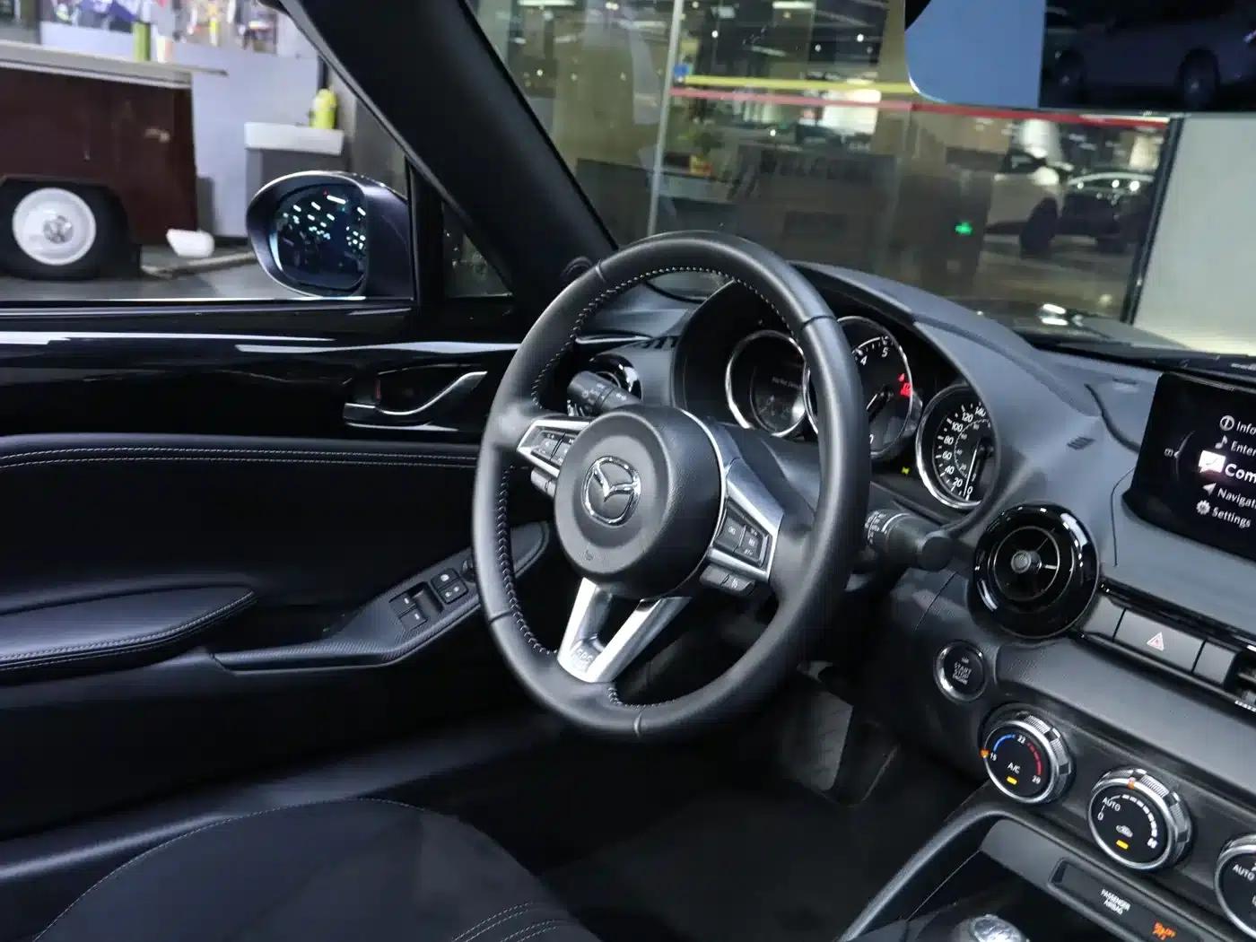 Mazda MX-5 2025 2.0L Manual — миниатюра 19