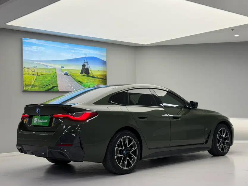 BMW i4 2023 eDrive35 — миниатюра 17