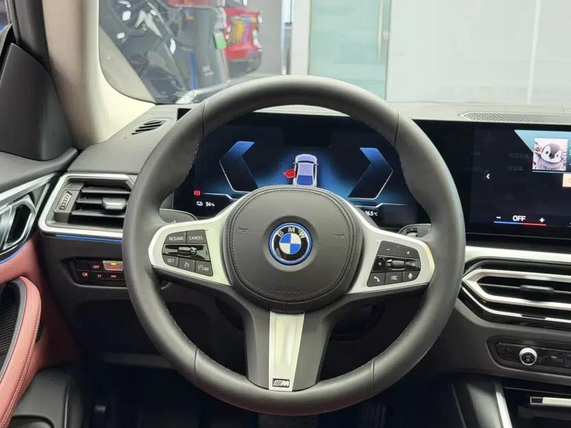 BMW i4 2023 eDrive35 — миниатюра 37