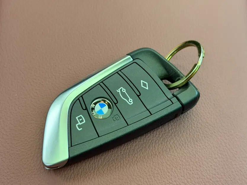 BMW i4 2023 eDrive35 — миниатюра 38