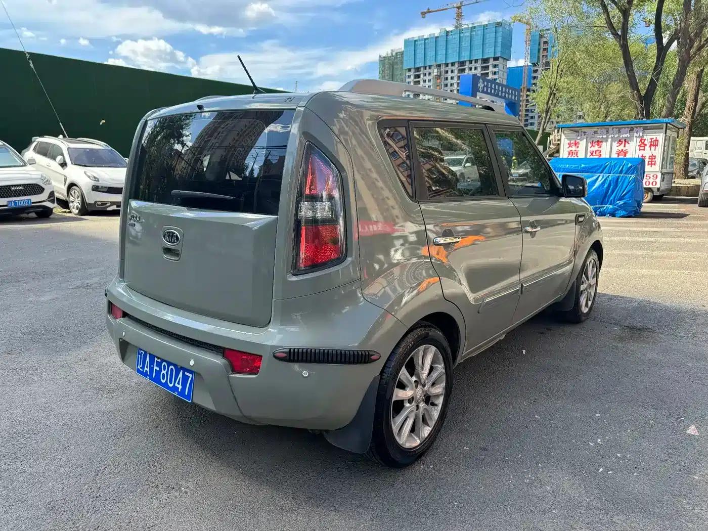 2013 Volkswagen Soul 1.6L AT GL — миниатюра 7