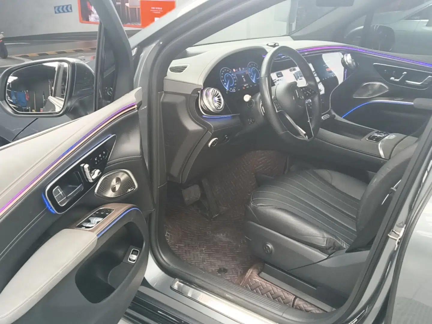 Mercedes-Benz EQS SUV 2023 450 4MATIC Pioneer Edition — миниатюра 18