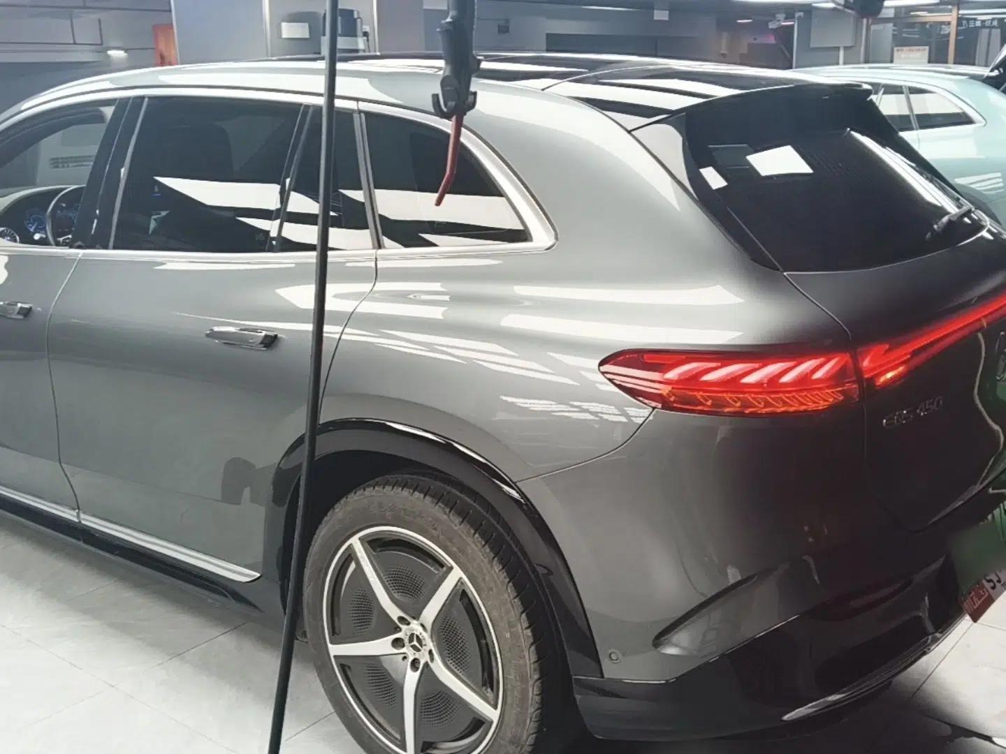 Mercedes-Benz EQS SUV 2023 450 4MATIC Pioneer Edition — миниатюра 4