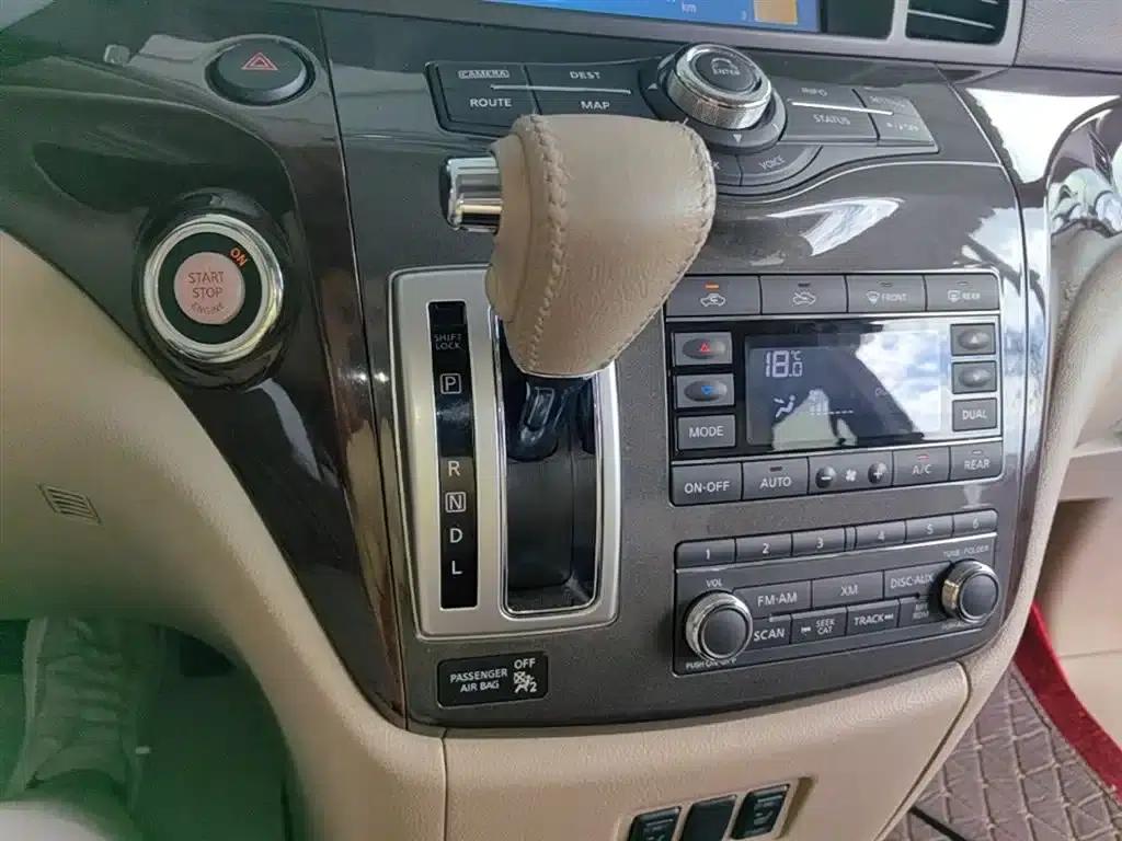 Quest 2015 3.5L SL — миниатюра 14