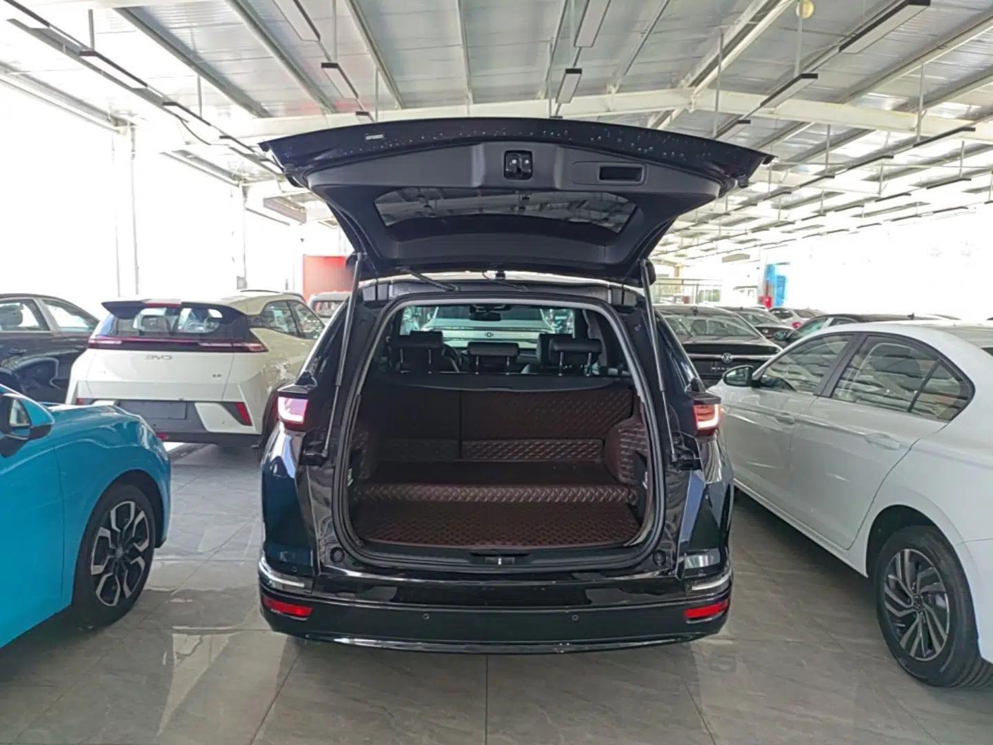 Honda Breeze New Energy 2022 ePHEV Luxury Edition — миниатюра 22