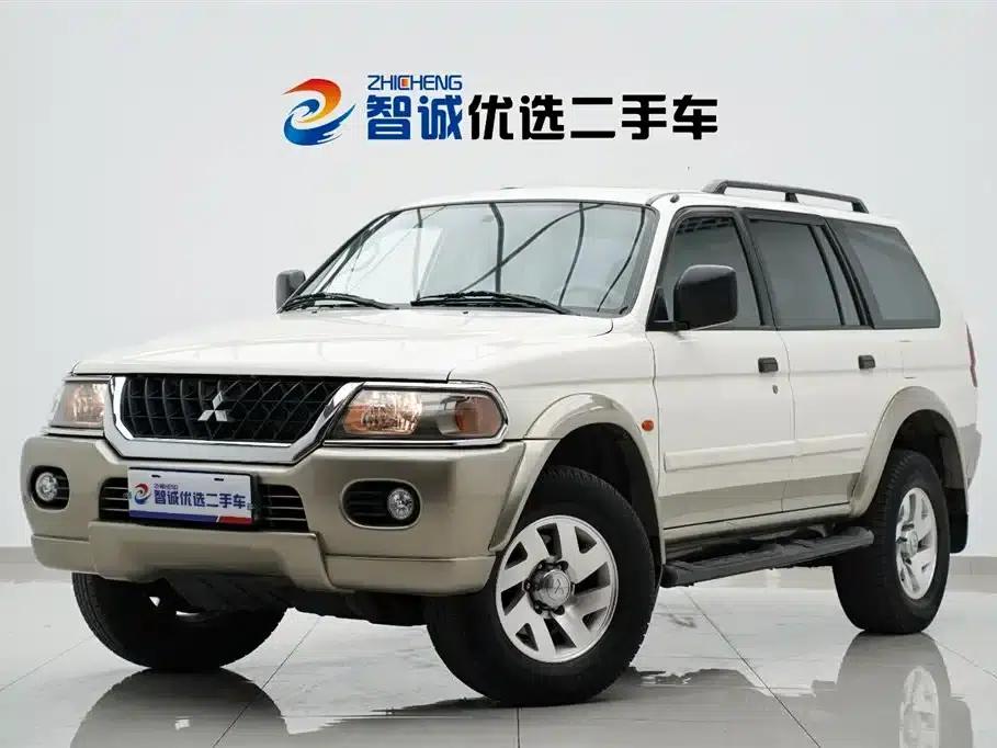 2004 Pajero Sport 3.0L Automatic 4WD Super Deluxe Edition — миниатюра 1