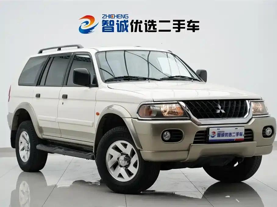 2004 Pajero Sport 3.0L Automatic 4WD Super Deluxe Edition — миниатюра 3