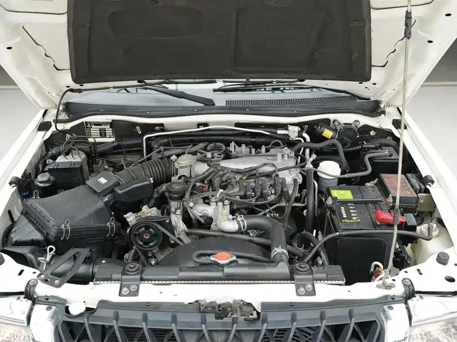 2004 Pajero Sport 3.0L Automatic 4WD Super Deluxe Edition — миниатюра 32