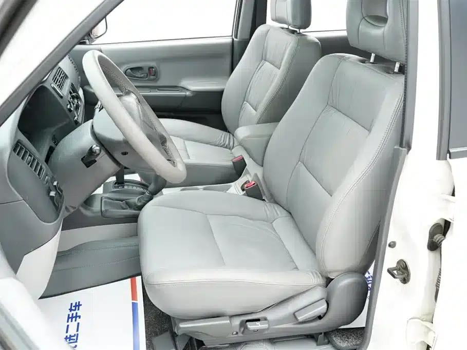 2004 Pajero Sport 3.0L Automatic 4WD Super Deluxe Edition — миниатюра 6