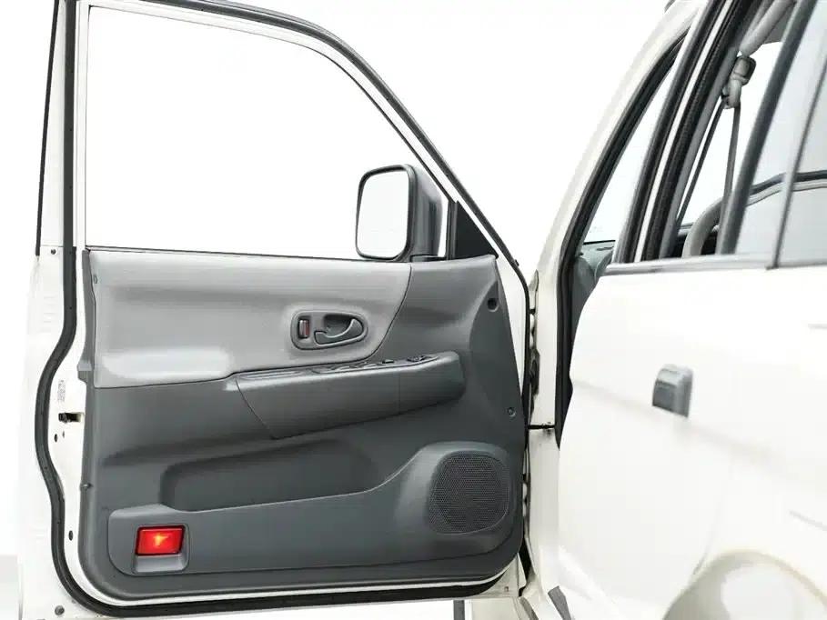 2004 Pajero Sport 3.0L Automatic 4WD Super Deluxe Edition — миниатюра 9