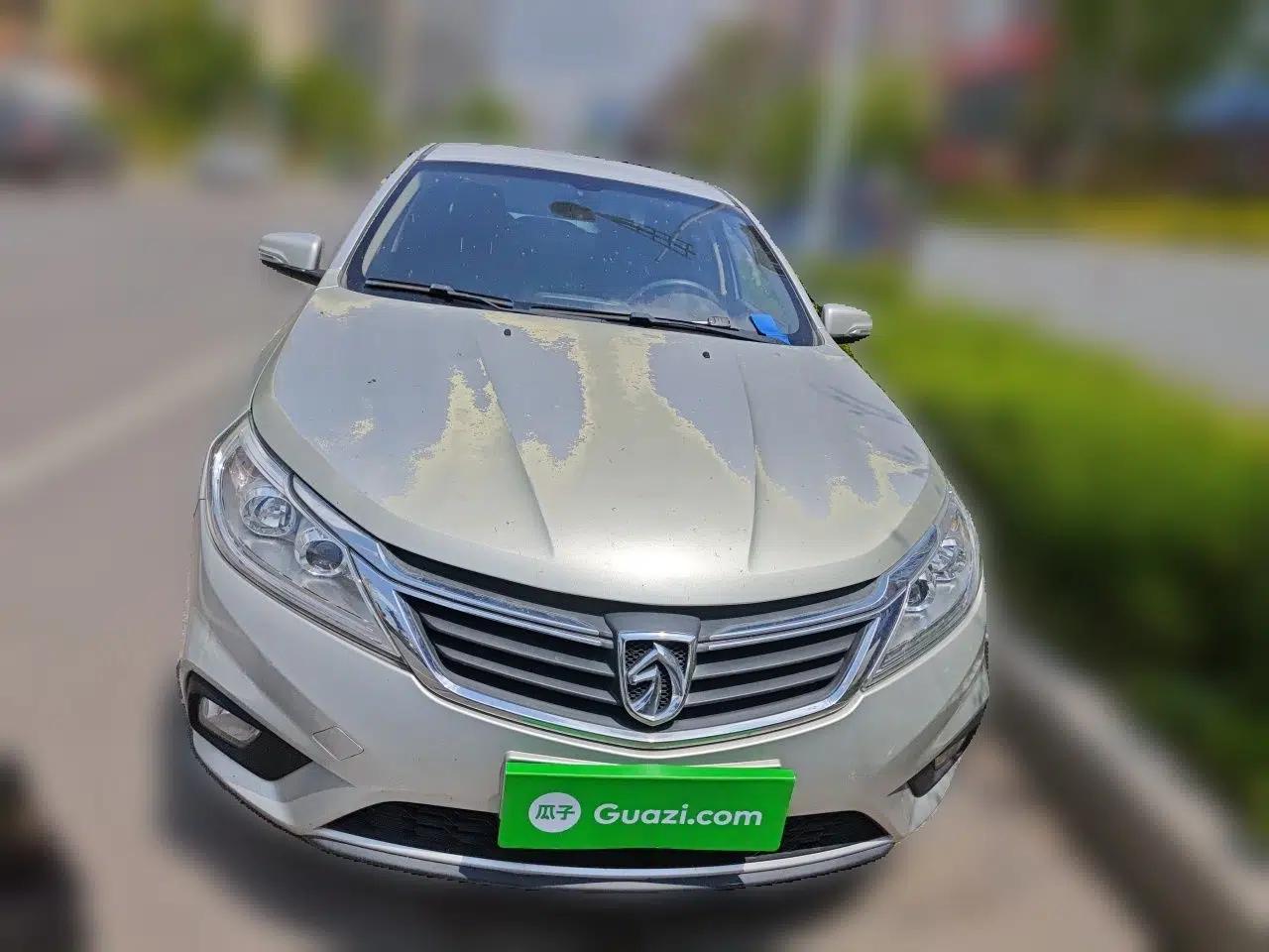 Baojun 630 2016 1.5L manual Comfort trim level — миниатюра 2