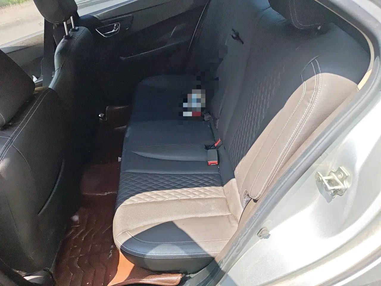 Baojun 630 2016 1.5L manual Comfort trim level — миниатюра 17