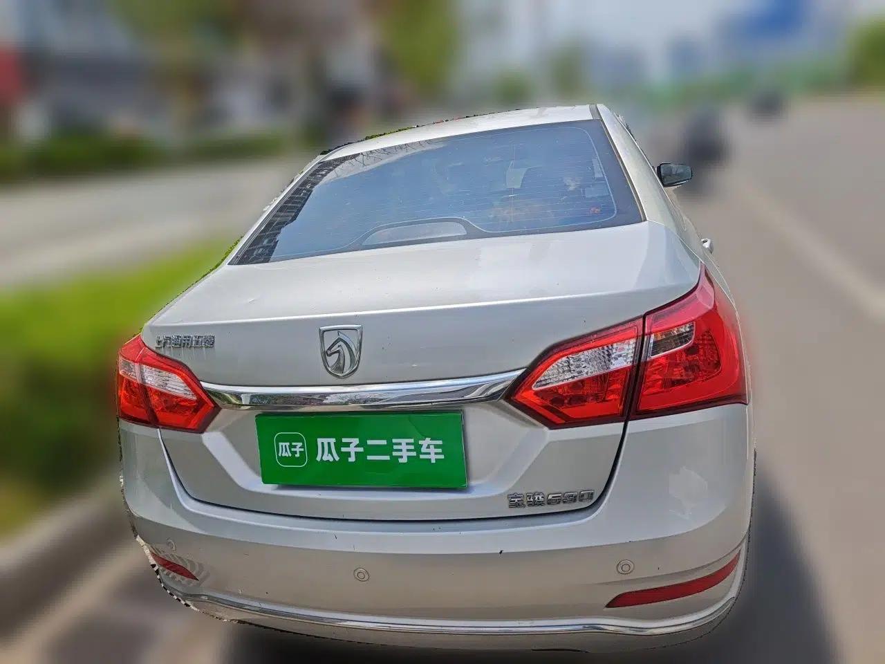 Baojun 630 2016 1.5L manual Comfort trim level — миниатюра 5
