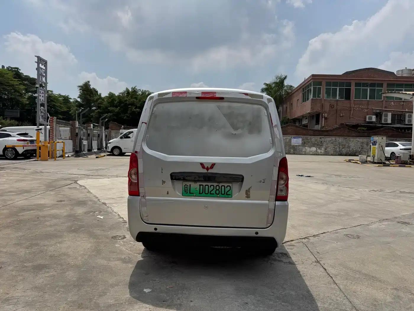 Wuling EV50 2021 model van logistics vehicle, Lishen 41.6kWh Tongyu Electric Control — миниатюра 15