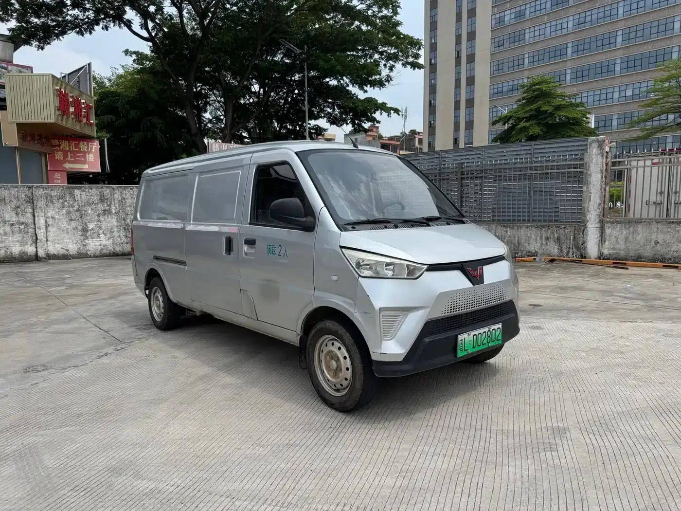 Wuling EV50 2021 model van logistics vehicle, Lishen 41.6kWh Tongyu Electric Control — миниатюра 3