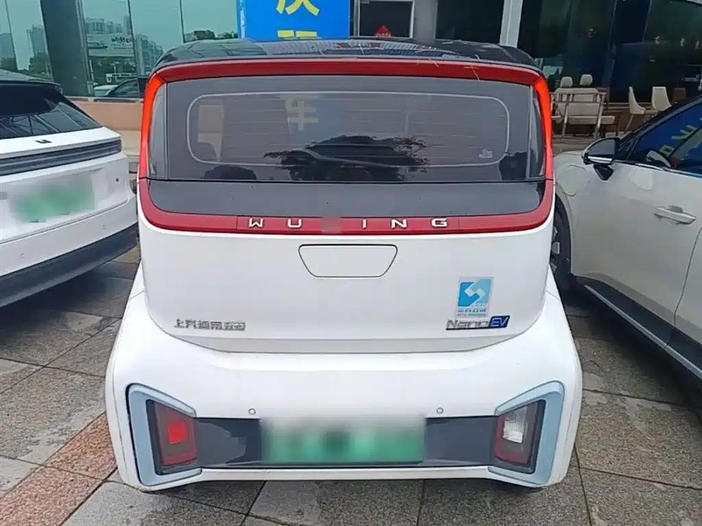 Wuling NanoEV 2021 Fun Edition — миниатюра 4