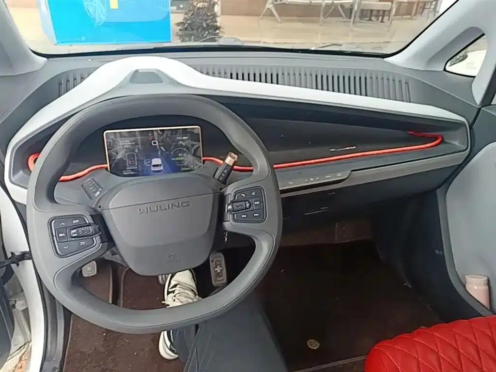 Wuling NanoEV 2021 Fun Edition — миниатюра 6