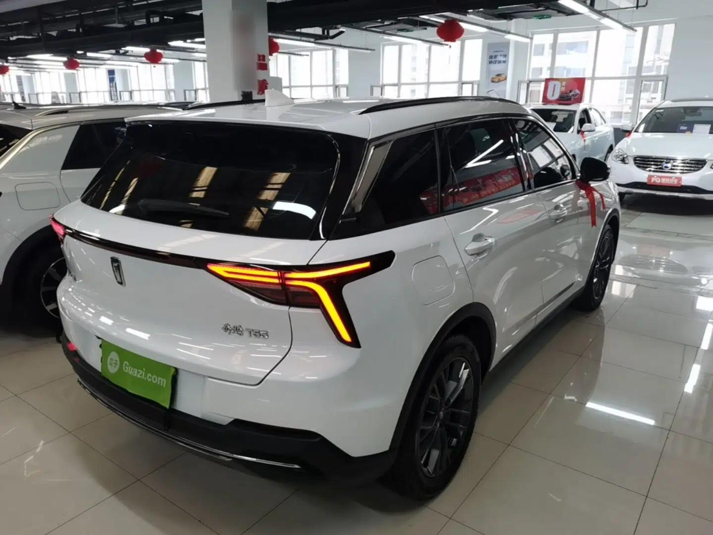 Bestune T55 2023 1.5T Automatic Leap Model — миниатюра 6