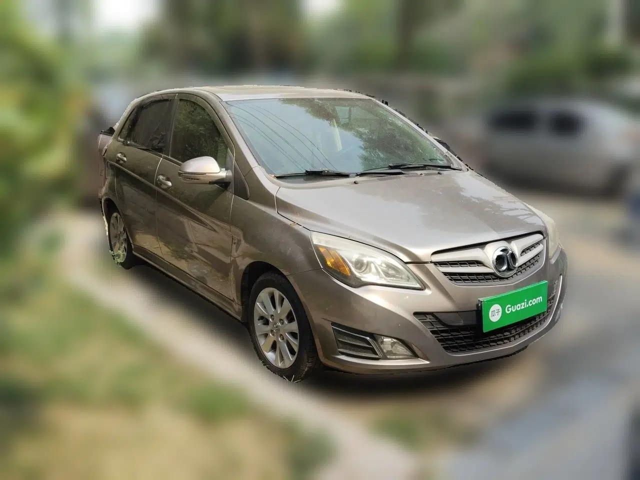BAIC E Series 2012 Hatchback 1.5L Manual Leshang Version — миниатюра 3