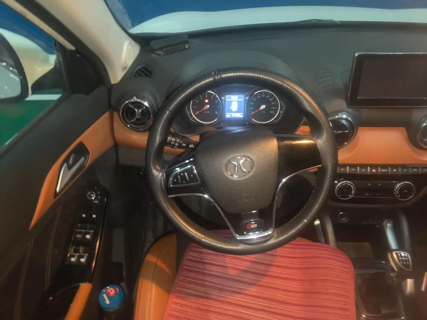 BAIC Senova X35 2016 1.5L Manual Luxury Edition — миниатюра 10