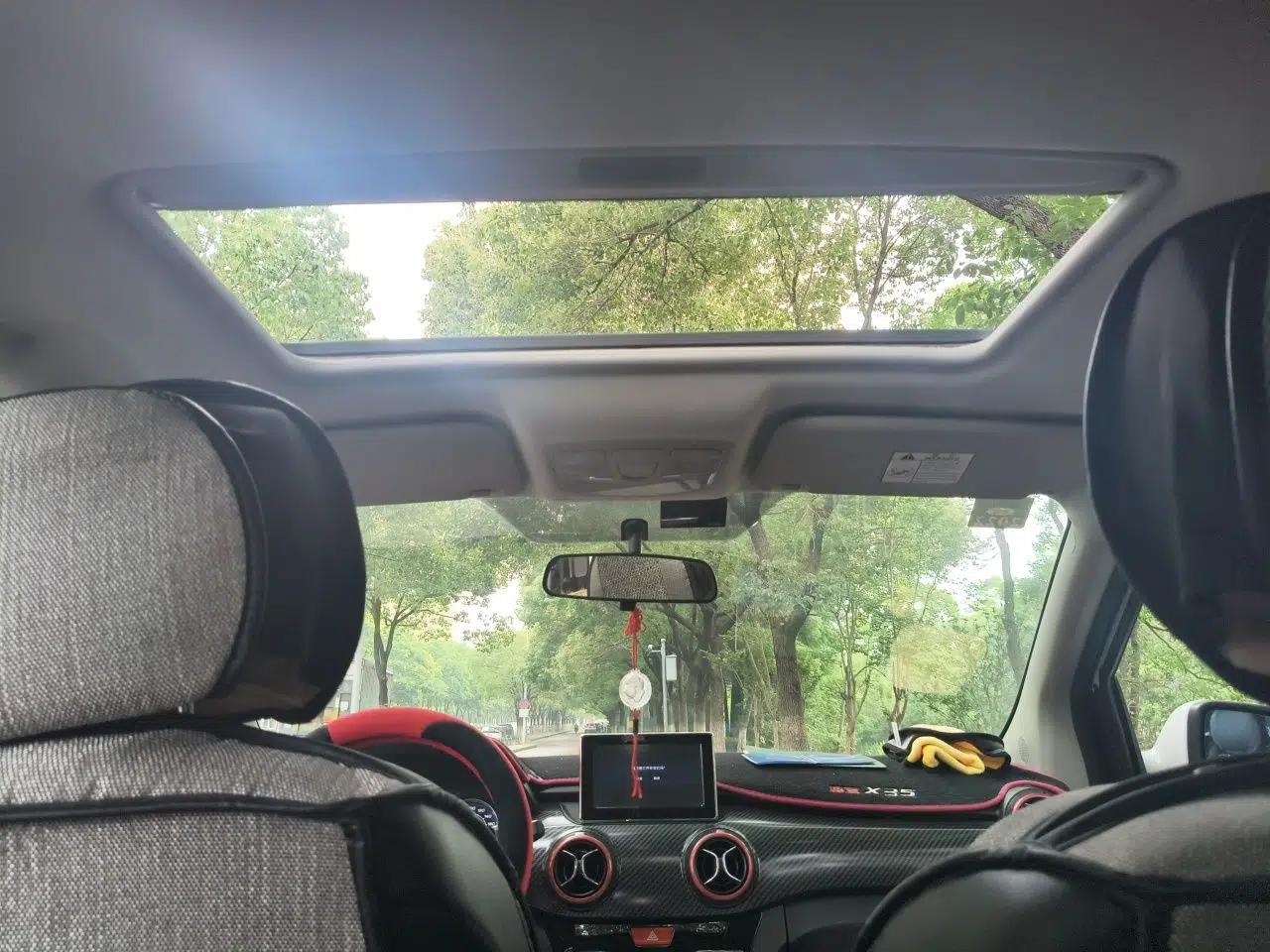 BAIC Senova X25 2015 1.5L Manual Elite Edition — миниатюра 18