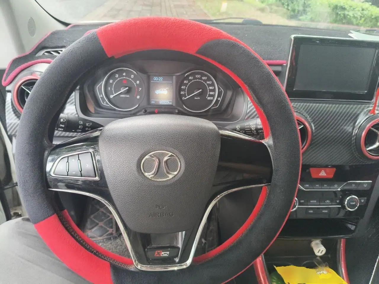 BAIC Senova X25 2015 1.5L Manual Elite Edition — миниатюра 10
