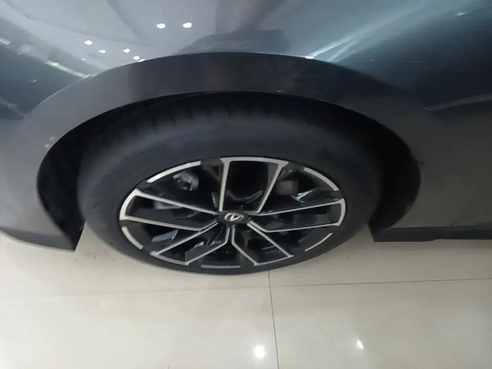CHANGAN UNI-V iDD 2024 Blue Whale Smart Electric iDD 136km Luxury Model — миниатюра 15