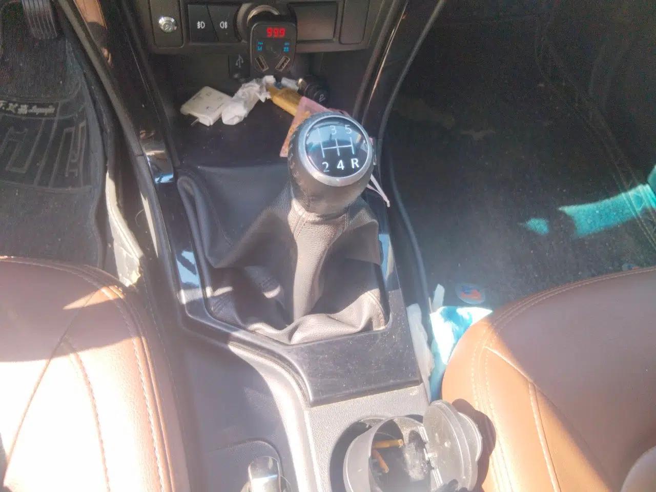 Great Wall Wingle 6 2017 2.4L Gasoline 4x4 Navigation Model 4G69 — миниатюра 14